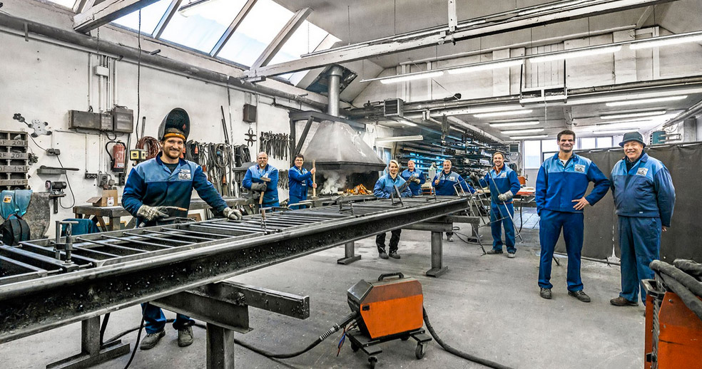 Schmitz und Sohn - Handwerkliche Familientradition wahren, Zukunft gestalten.